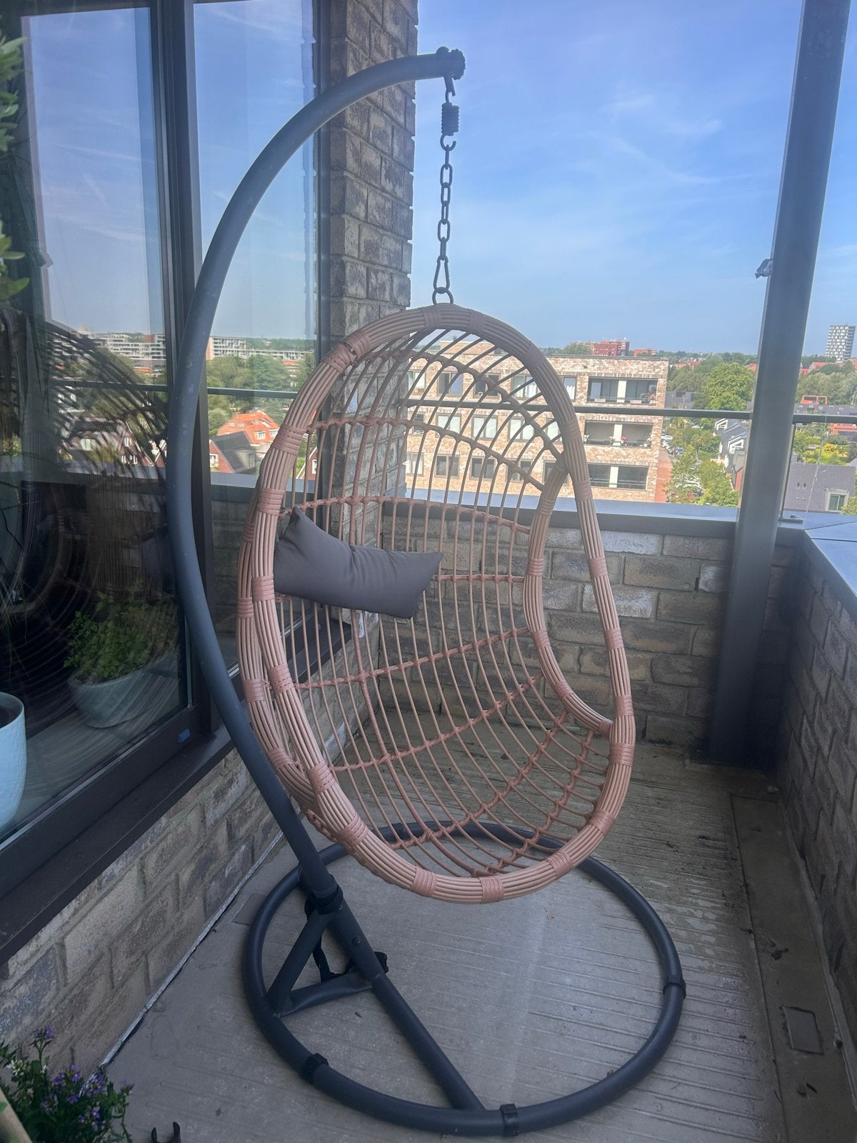Hangstoel met standaard - Wicker/Rotan look, Ophalen, Gebruikt, Wicker