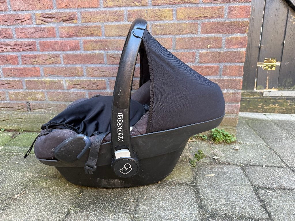 Maxi-Cosi Pebble baby-autostoel 0–13 kg – met zonnekap, Ophalen, 0 t/m 13 kg, Maxi-Cosi, Gebruikt