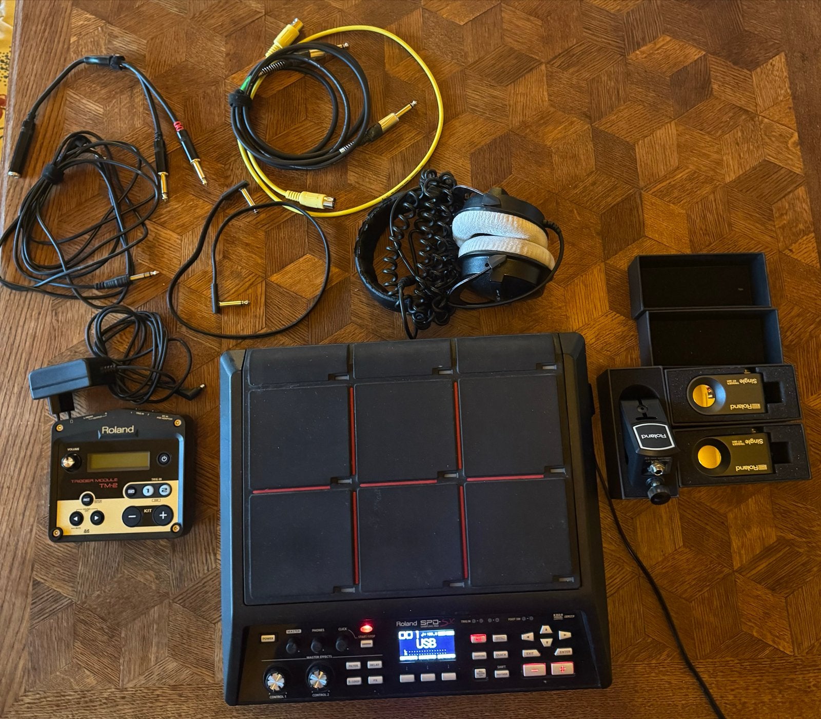 Roland SPD-SX Set: SPD-SX, TM-2, Triggers, Beyerd. DT770, Ophalen of Verzenden, Gebruikt, Roland, Elektronisch