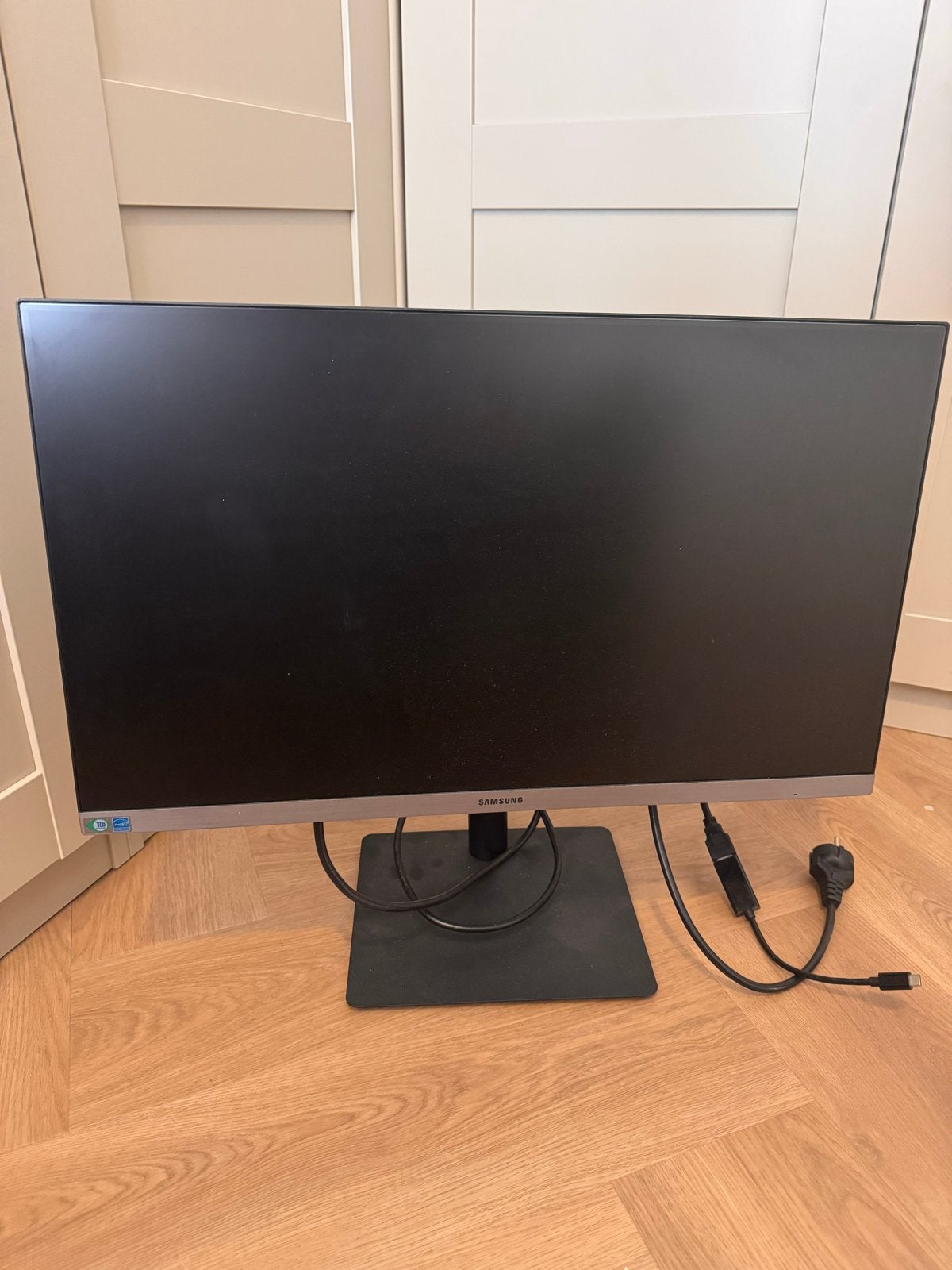 Samsung S24R650FDU 24 inch Full HD Monitor, Computers en Software, Ophalen, HDMI, In hoogte verstelbaar, Full HD