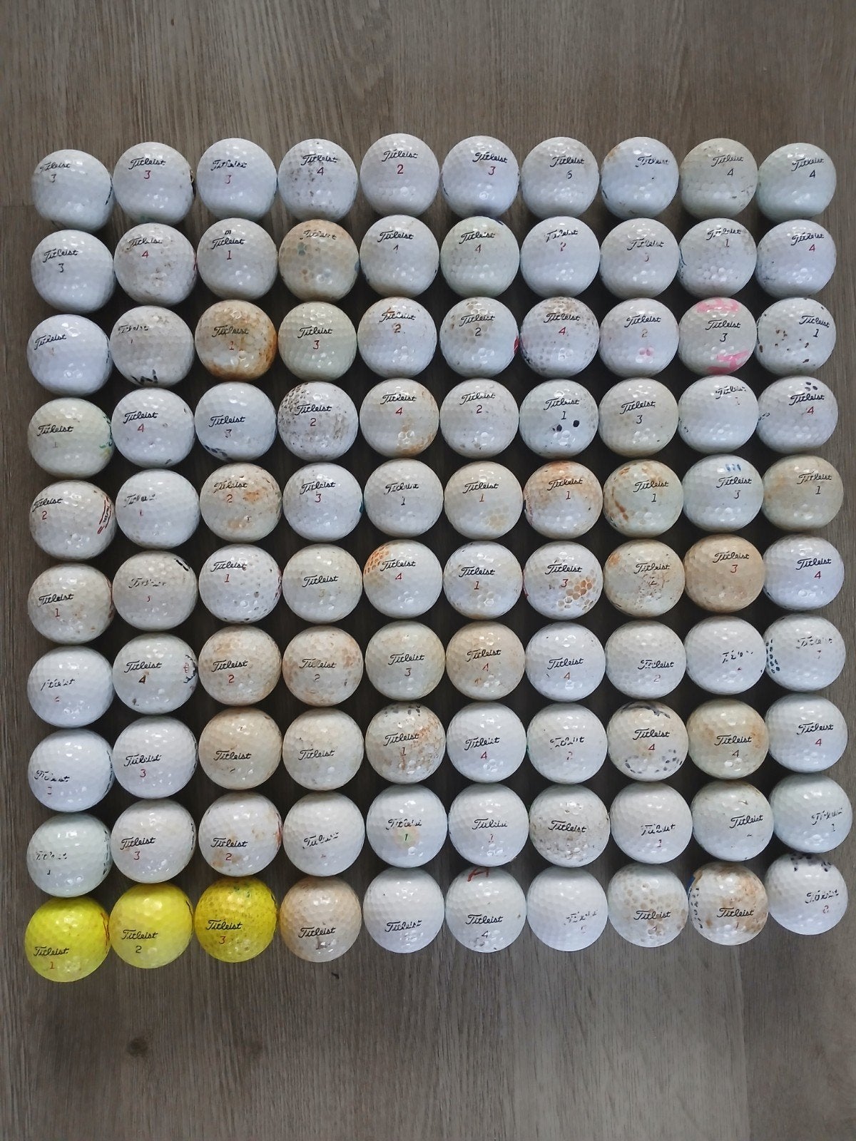 100 gebruikte Titleist golfballen, Ophalen of Verzenden, Gebruikt, Bal(len)