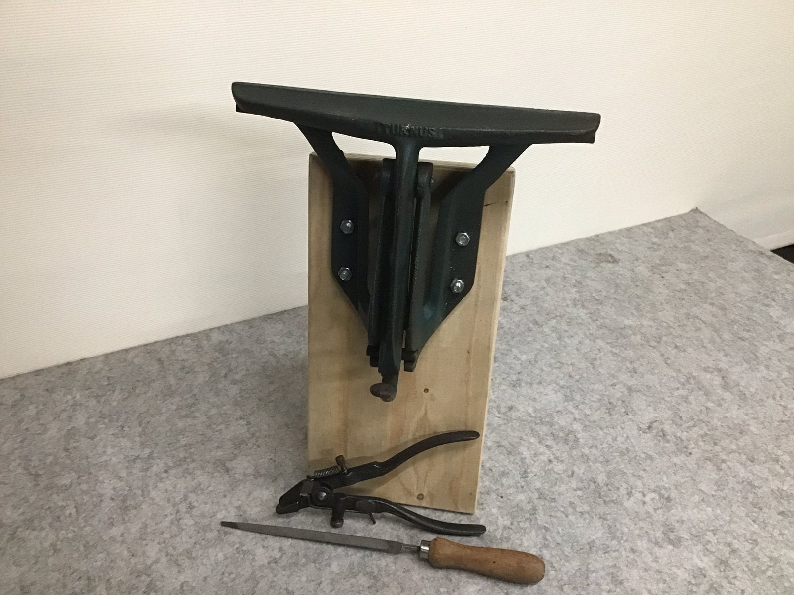 Zaagklem  TURNUS, Doe-het-zelf en Verbouw, Ophalen of Verzenden, Gebruikt, Overige merken