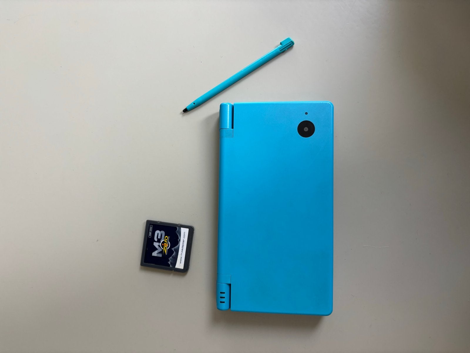 Nintendo DSi met M3 kaart en populaire spellen, Blauw, Dsi, Ophalen of Verzenden, Gebruikt