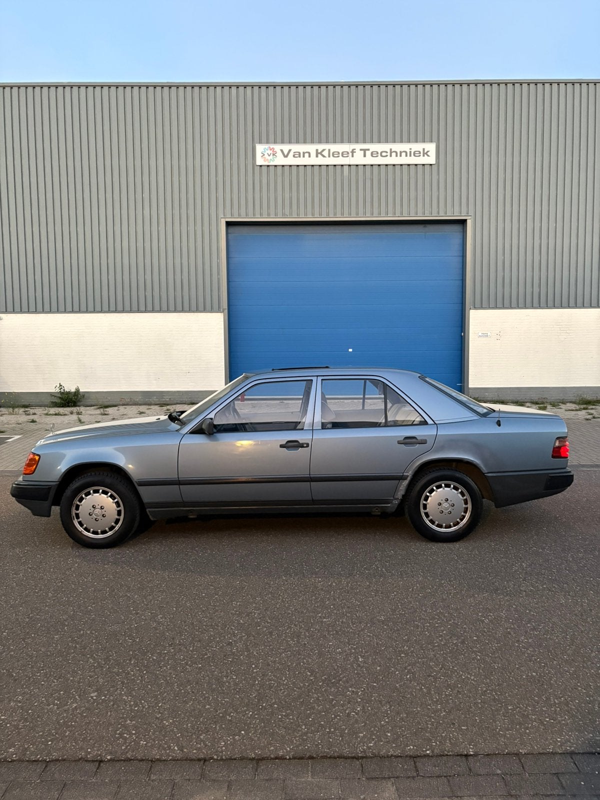 Mercedes 200 w124 diesel oldtimer belastingvrij, foto 7