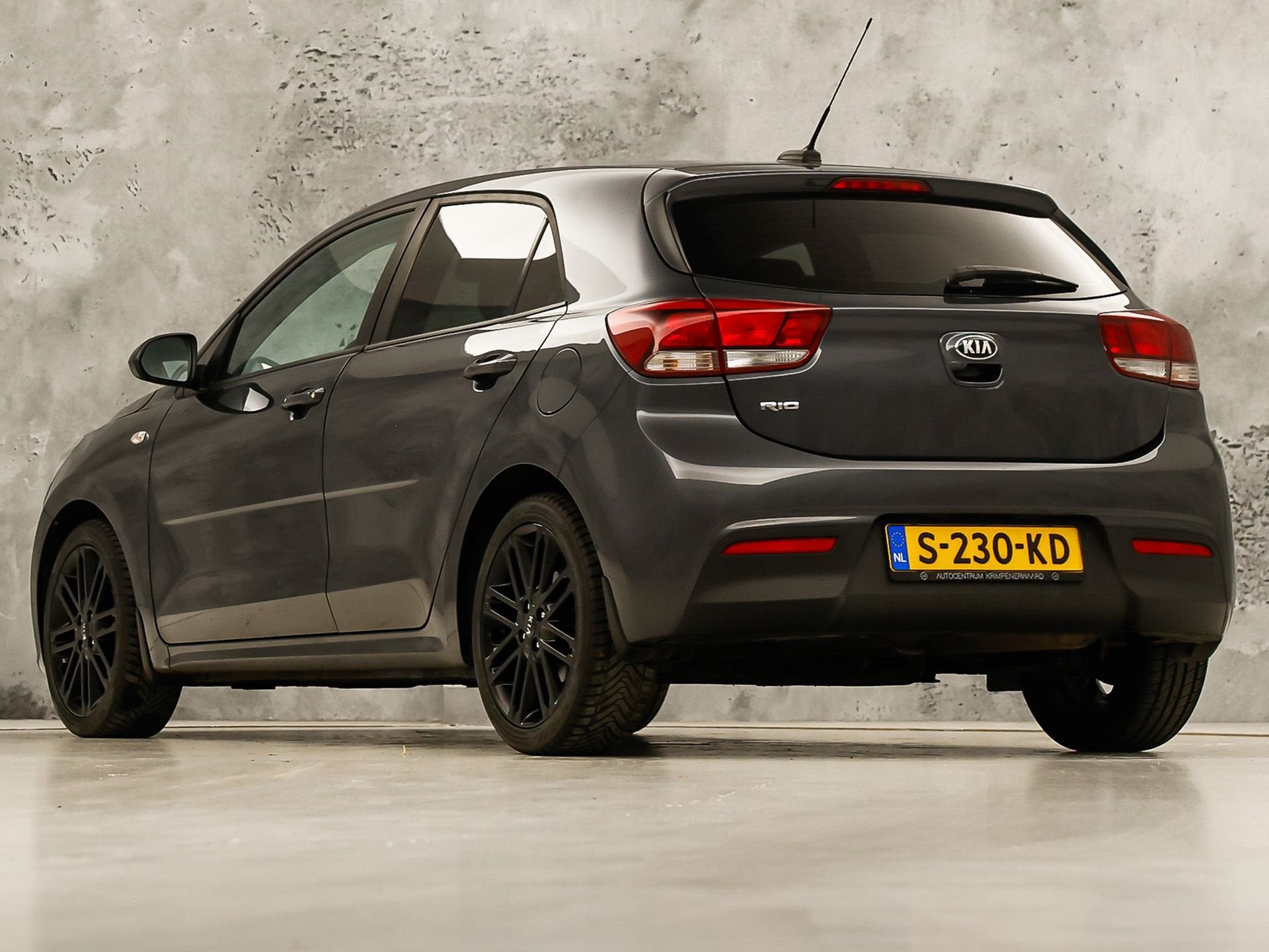 Kia Rio 1.4 Dynamic Sport Automaat (STUUR/STOELVERWARMING, G, Auto's, 12 maanden, 4 cilinders, 49 €/maand, Bedrijf
