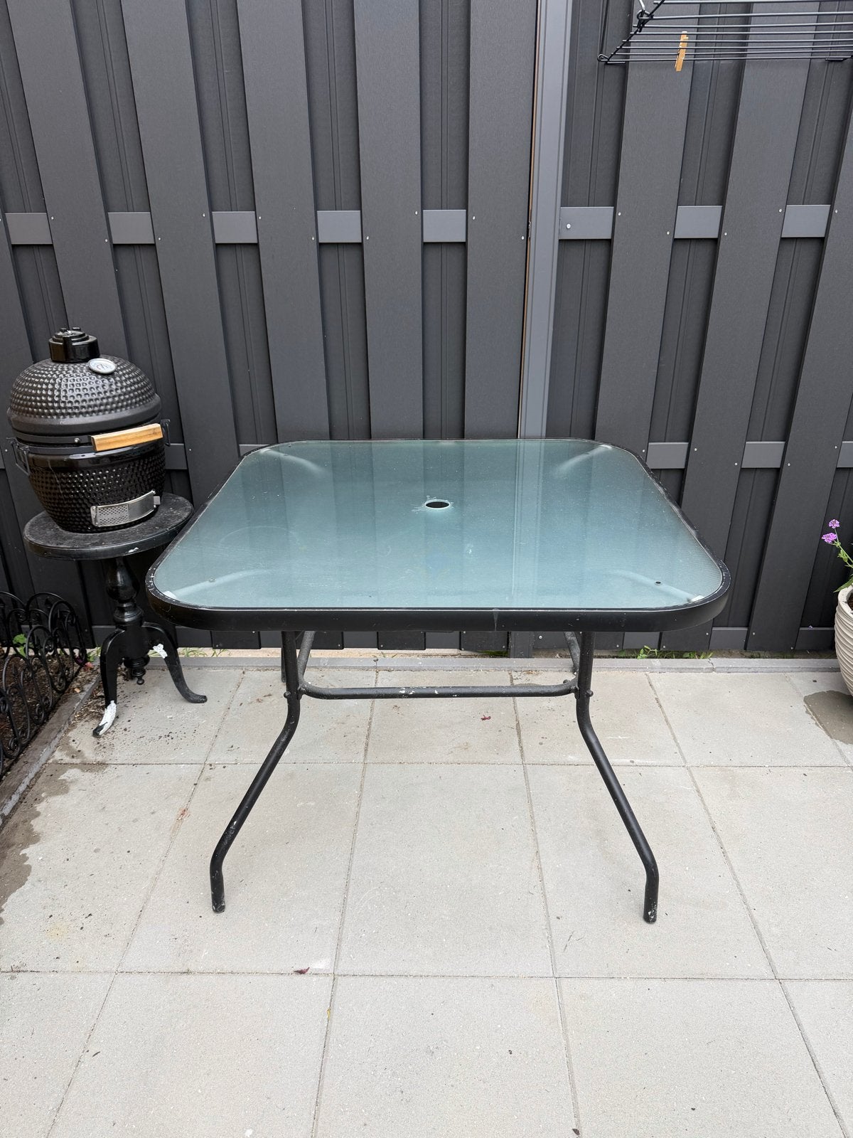 Tuin-/balkontafel met glazen blad, Ophalen, Gebruikt, Vierkant, Metaal