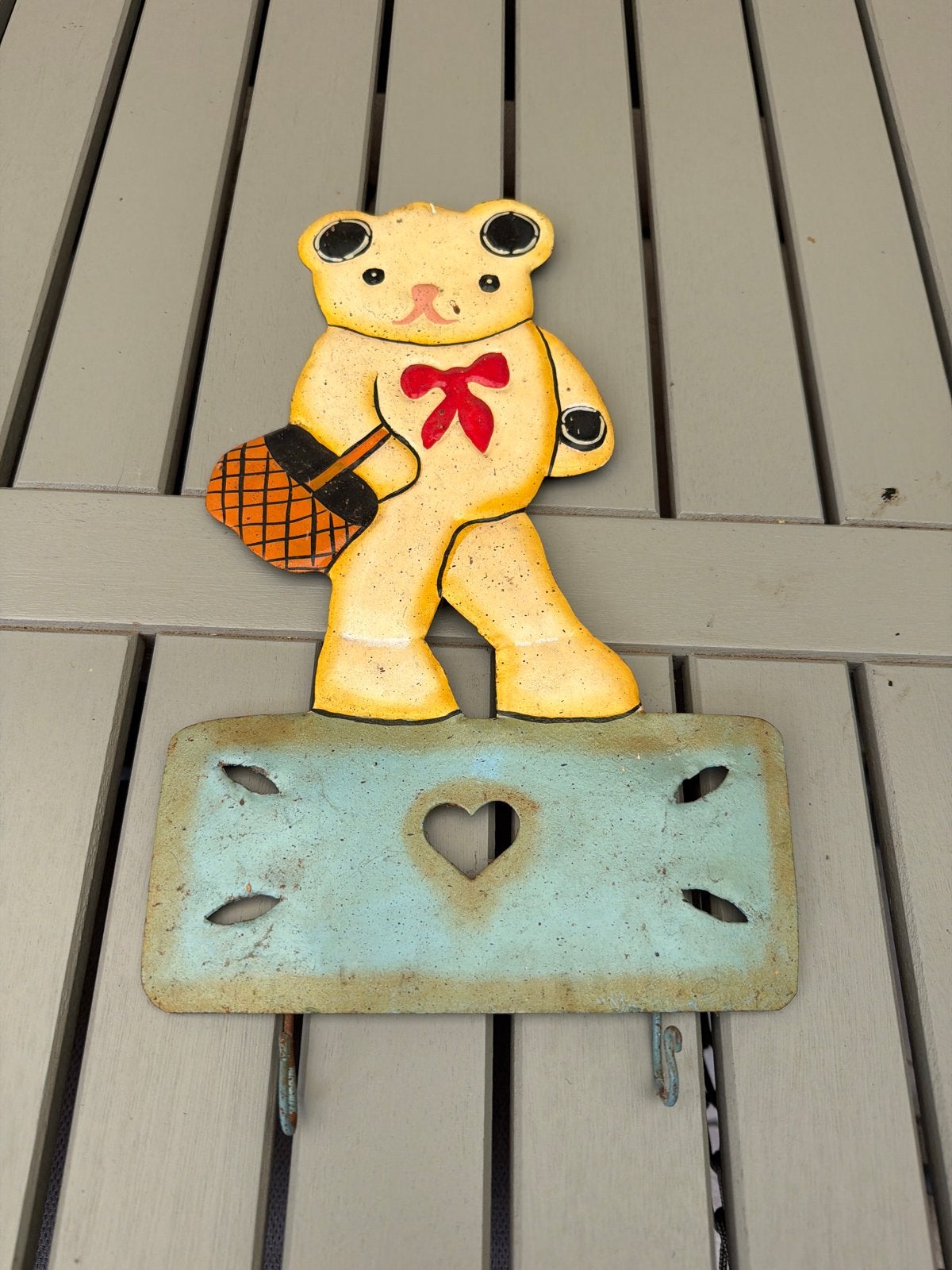 Leuke vintage sleutelhanger met teddybeer, Vintage, Gebruikt, Meerkleurig, Ophalen of Verzenden
