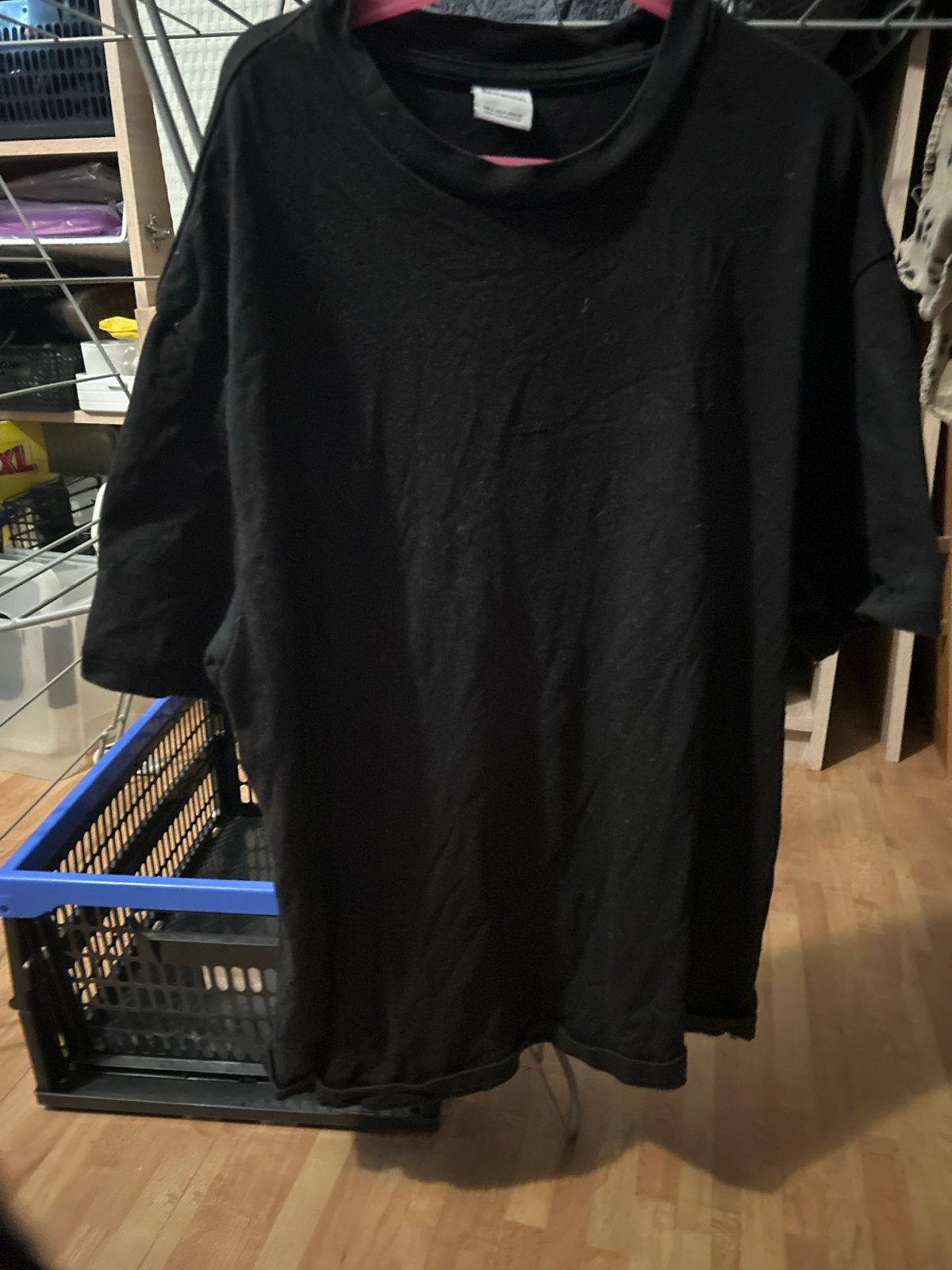 Bershka Zwart T-shirt met dikkere stof, Kleding | Heren, T-shirts, Ophalen, Gedragen, Zwart