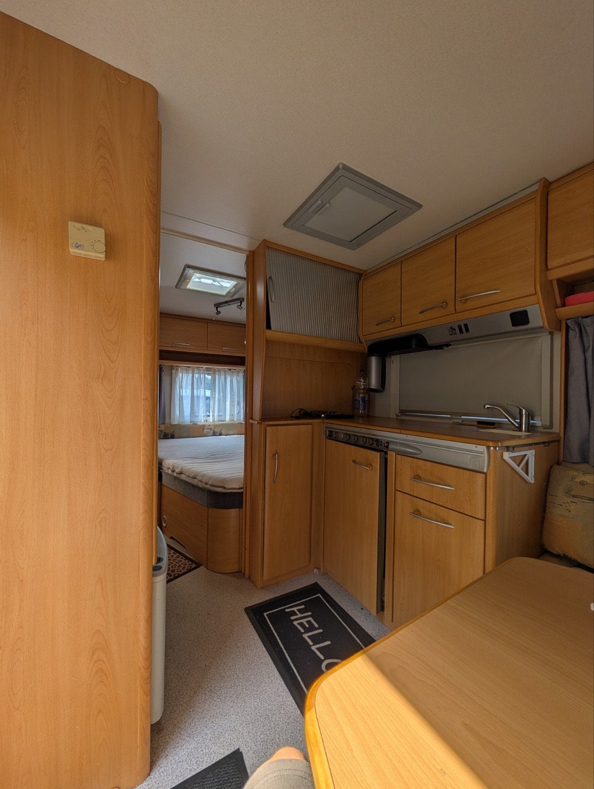 Knaus Sudwind 450 - Ruime caravan met voortent, Rondzit, Frans bed, Particulier, Knaus