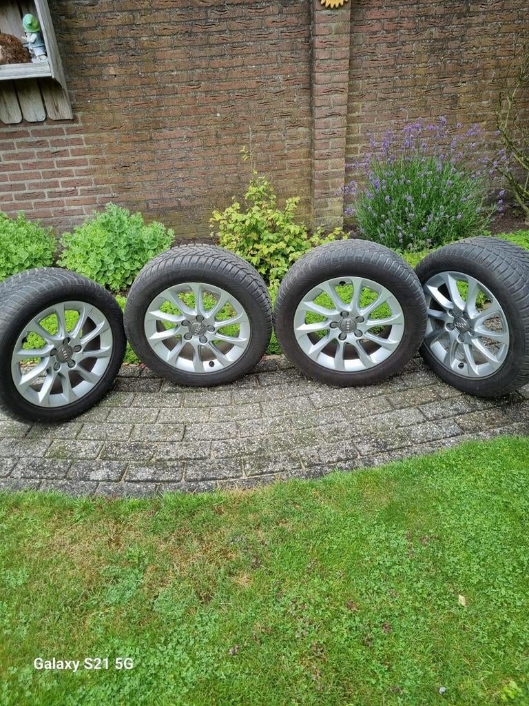 Originele Audi A3 16 inch velgen met winterbanden, Ophalen, Gebruikt, Audi