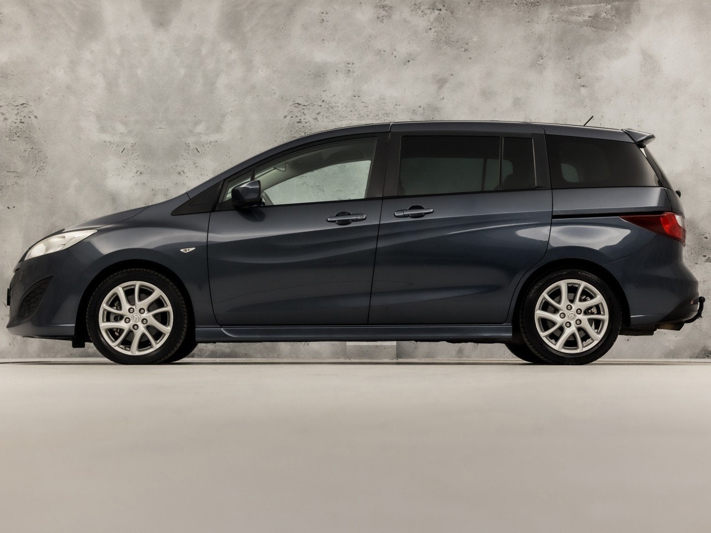 Mazda 5 2.0 Executive GT 7 Persoons (CLIMATE, LEDER, SCHUIFD, Auto's, Mazda, Gebruikt, Zwart, 4 cilinders, 7 stoelen