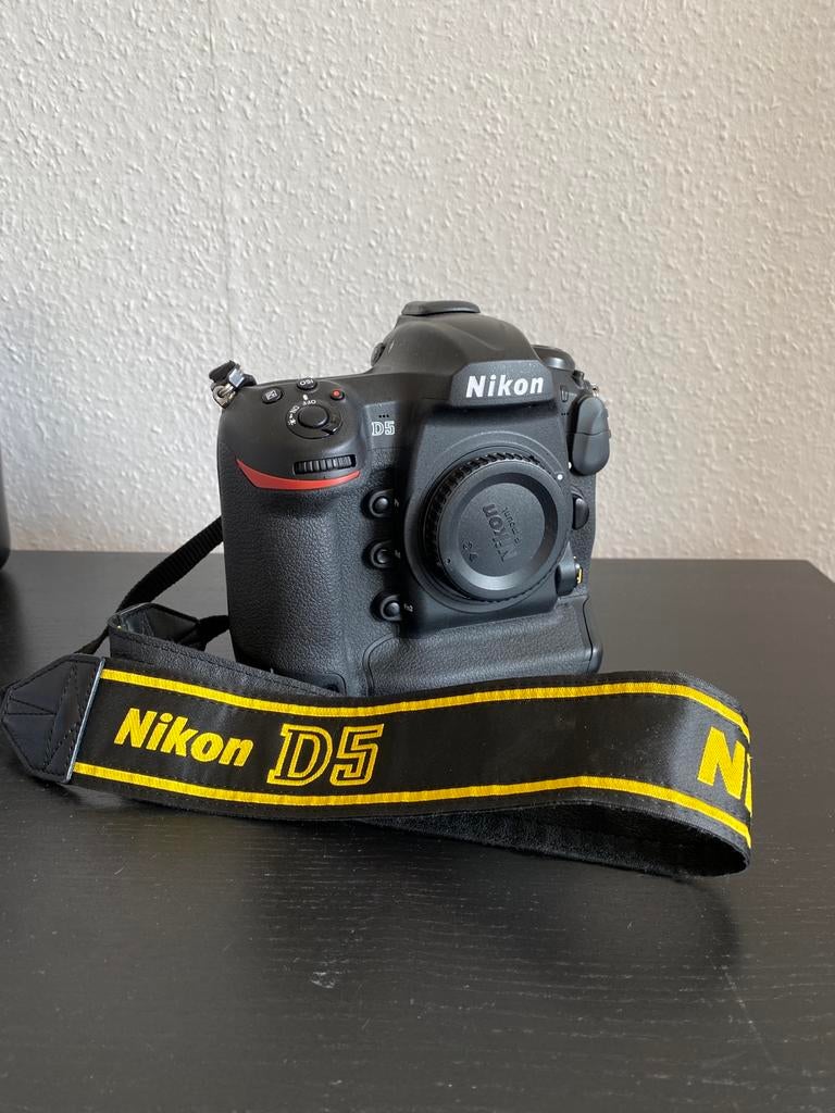 Nikon D5 in uitstekende staat, Audio, Tv en Foto, Fotocamera's Digitaal, 20 Megapixel, Spiegelreflex, Ophalen of Verzenden, Zo goed als nieuw