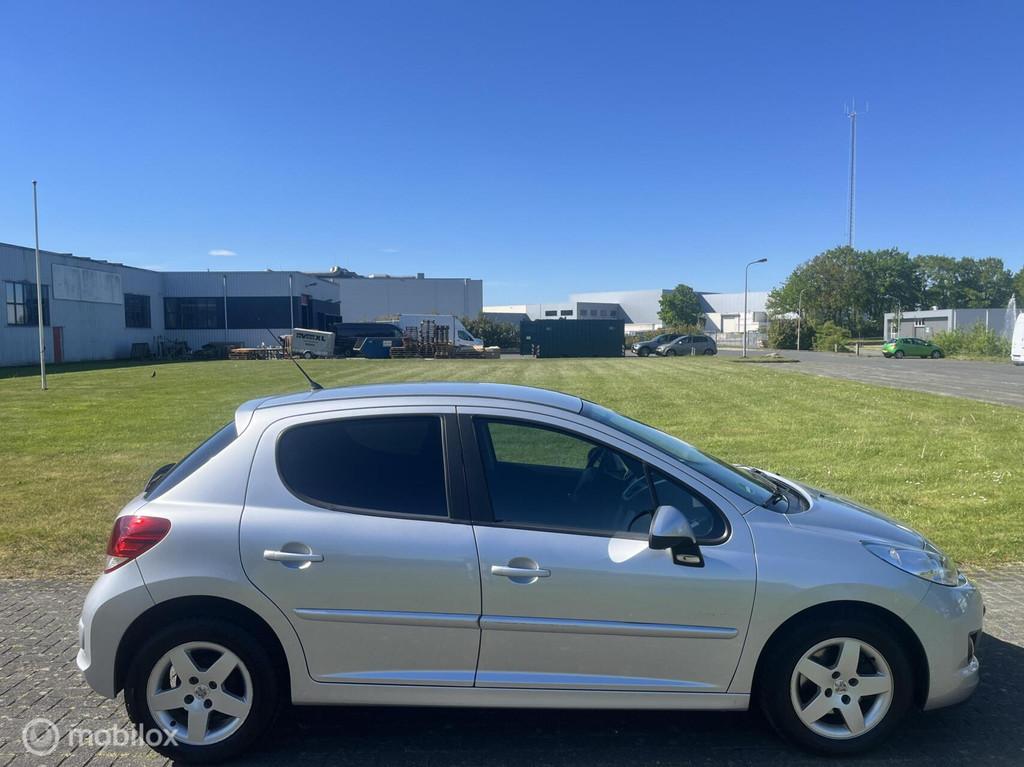 Peugeot 207 1.4 VTi Urban Move / Airco / PDC / APK / 5drs /, Voorwielaandrijving, Euro 5, Stof, Gebruikt