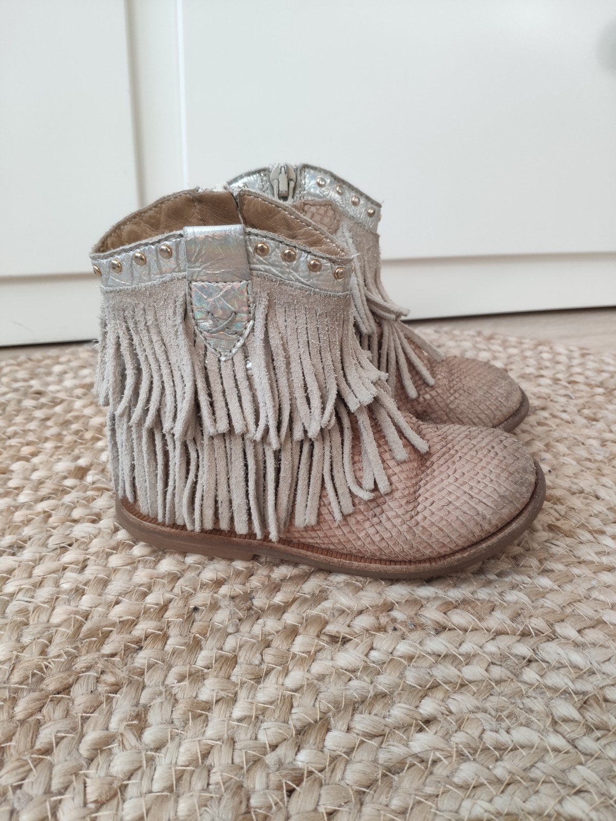 Zecchino d'oro laarsjes met franjes 25 leer bruin met zilver, Kinderen en Baby's, Ophalen of Verzenden, Meisje, Laarzen