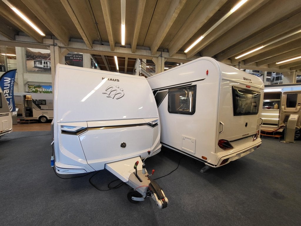 Knaus Sudwind 60 Years 420 QD; 60 years uitvoering, Caravans en Kamperen, Caravans, Bedrijf, Treinzit, Tot en met 3, 4 tot 5 meter