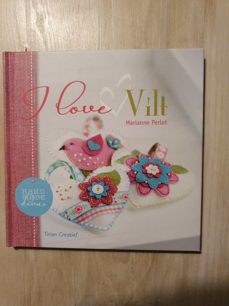 4 x Handmade divas knutselboekje, Ophalen of Verzenden, Zo goed als nieuw, Overige onderwerpen