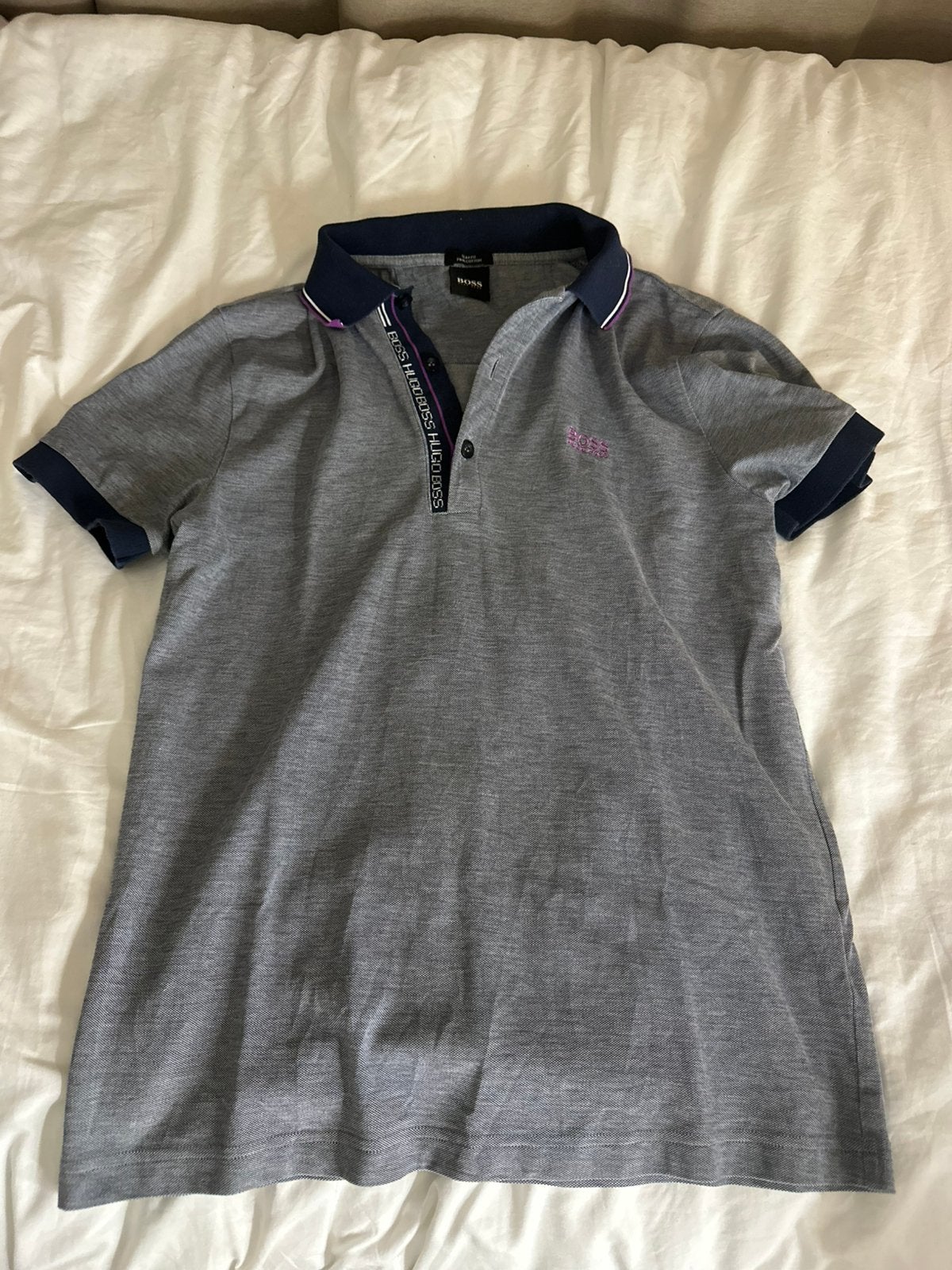 Mooie Boss tshirt, Kleding | Dames, T-shirts, Ophalen of Verzenden, Zo goed als nieuw, Zwart, Korte mouw