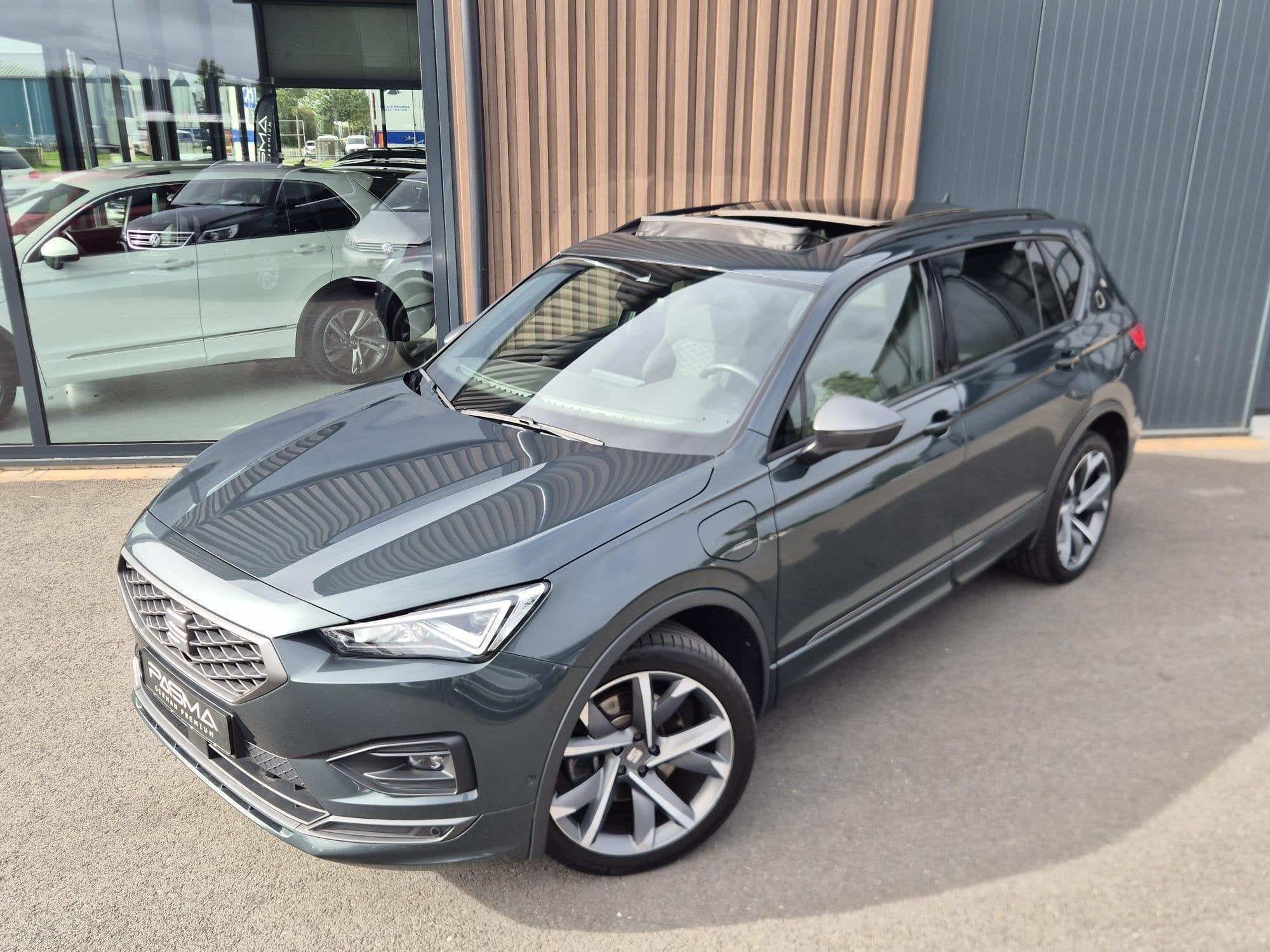 SEAT Tarraco 1.4 TSI e-Hybrid PHEV FR Business Intense | BTW, Auto's, Dealer onderhouden, Gebruikt, 4 cilinders, 150 pk