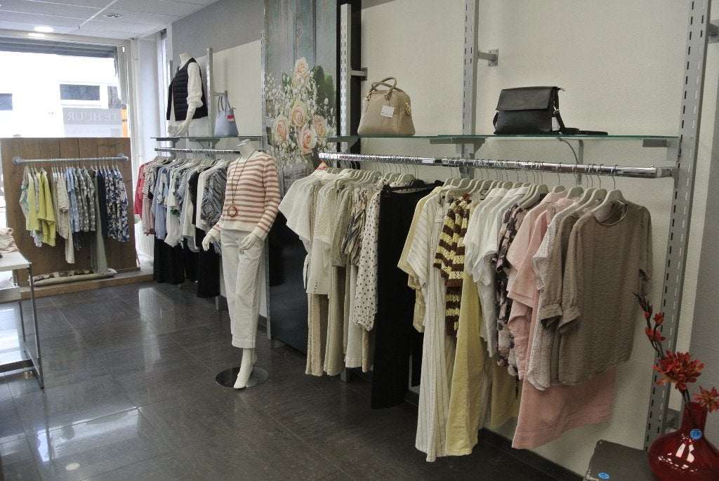 winkelinventaris damesmode zaak, Ophalen