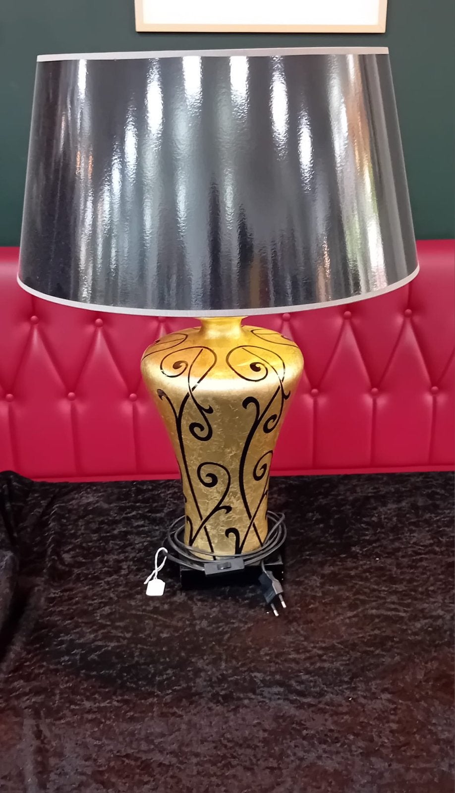 Gouden tafellamp met zwarte kap - Modern design, Geasluis@planet.nl, Haven 49 2871 cl schoonhoven, Zo goed als nieuw, Outlet schoonhoven