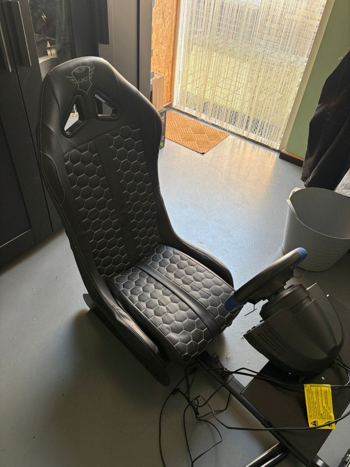 Thrustmaster T150 racestuur met pedalen en racestoel, Ophalen, Racestuur, Force feedback, Zo goed als nieuw