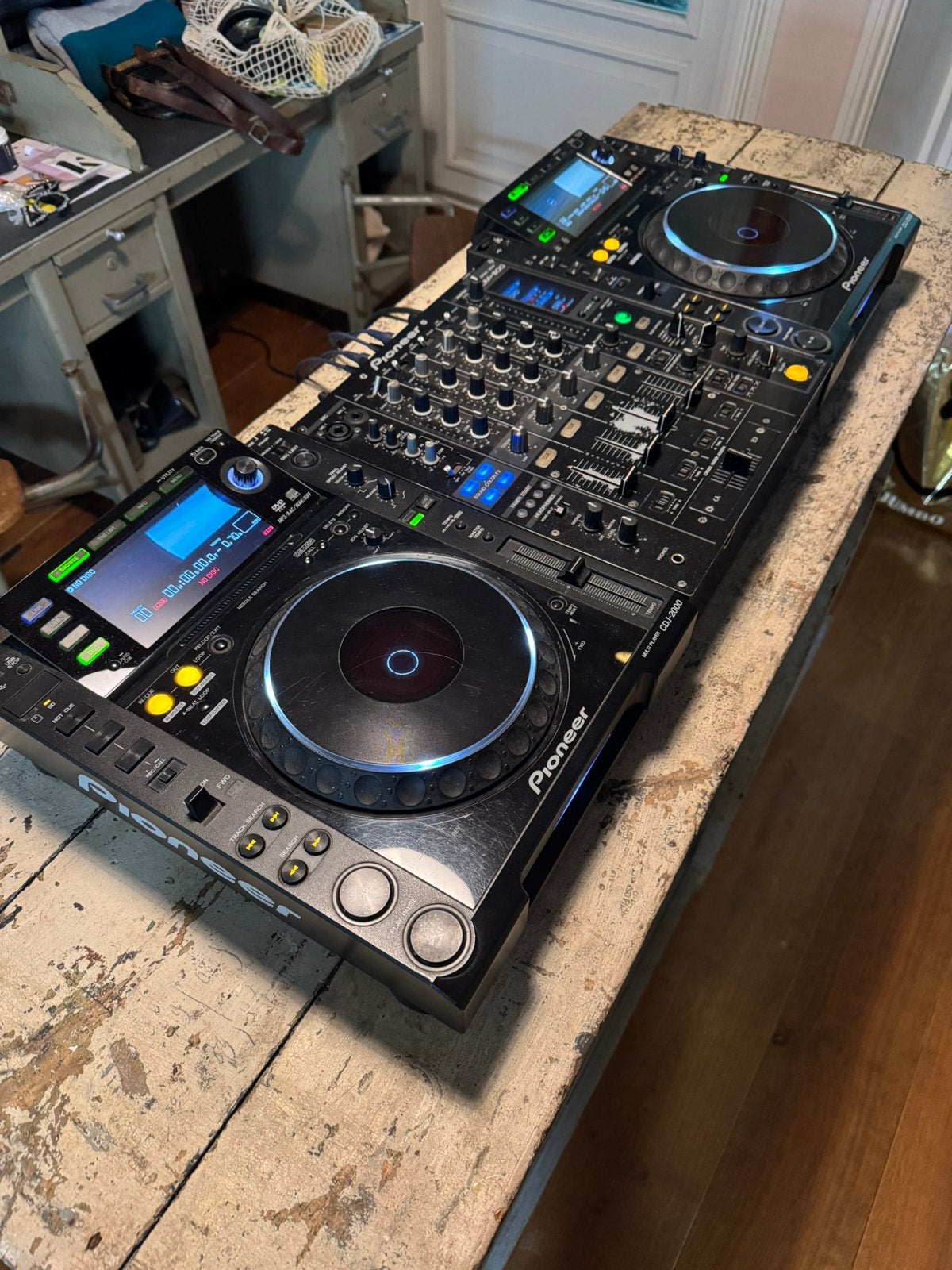 Pioneer 2x CDJ 2000 Pioneer DJM 800 & flightcase, Ophalen, Gebruikt, Pioneer