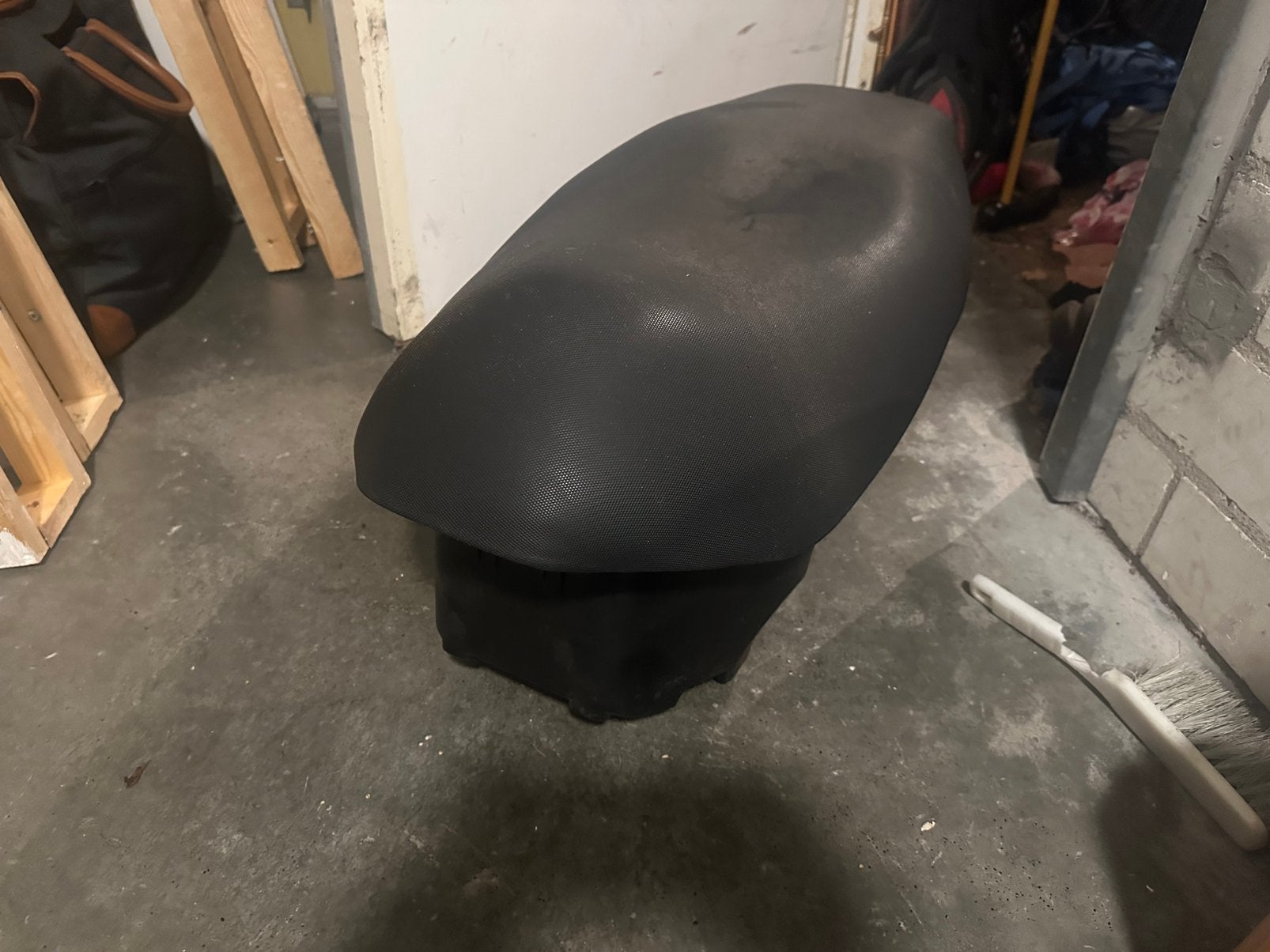 Te koop zadel met bak voor kymco super8, Ophalen, Zadel, Kymco