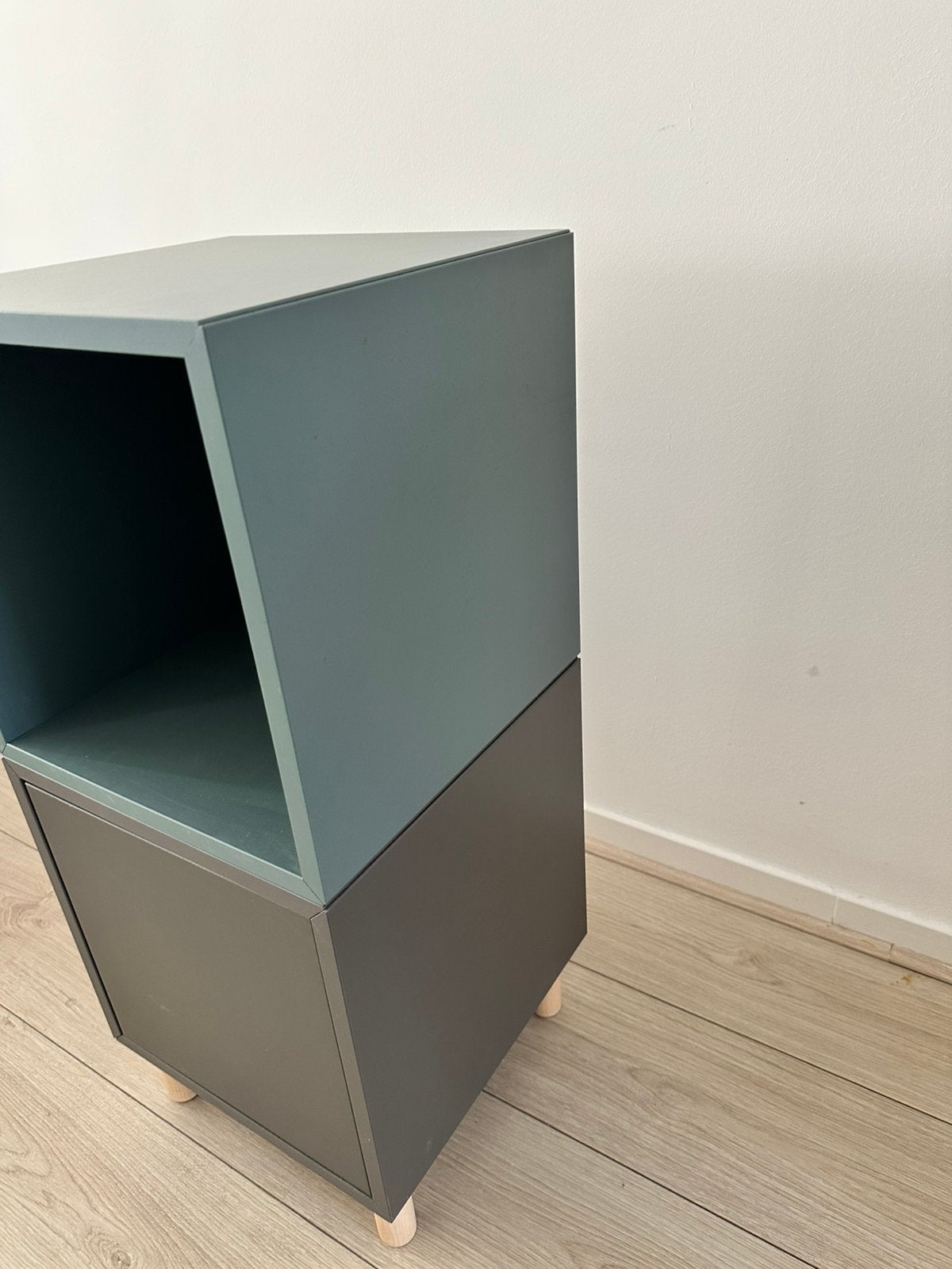 Foto 5 van Gratis Ikea Eket kast