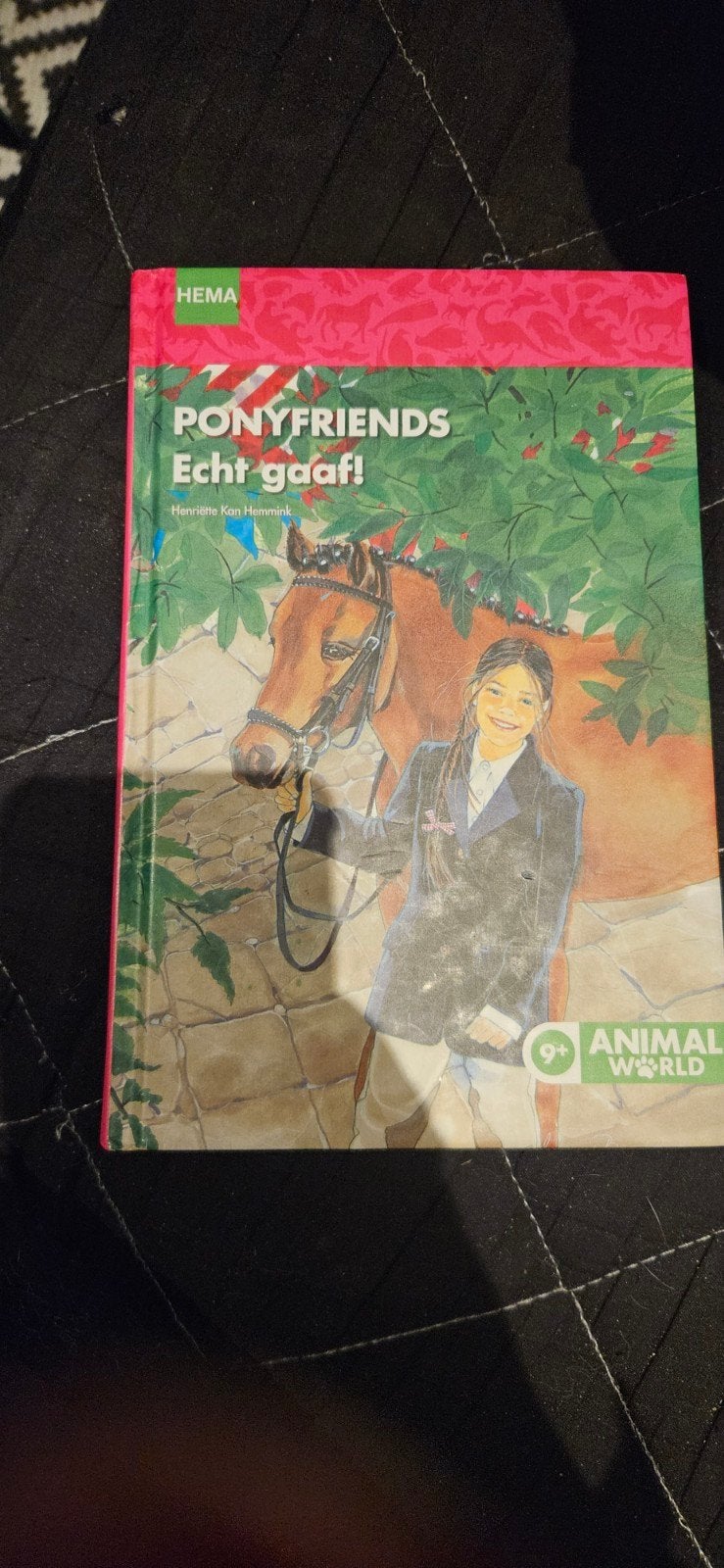 Ponyfriends: Echt gaaf! - HEMA kinderboek, Ophalen of Verzenden, Zo goed als nieuw, Henriëtte Kon Hemmink, Fictie