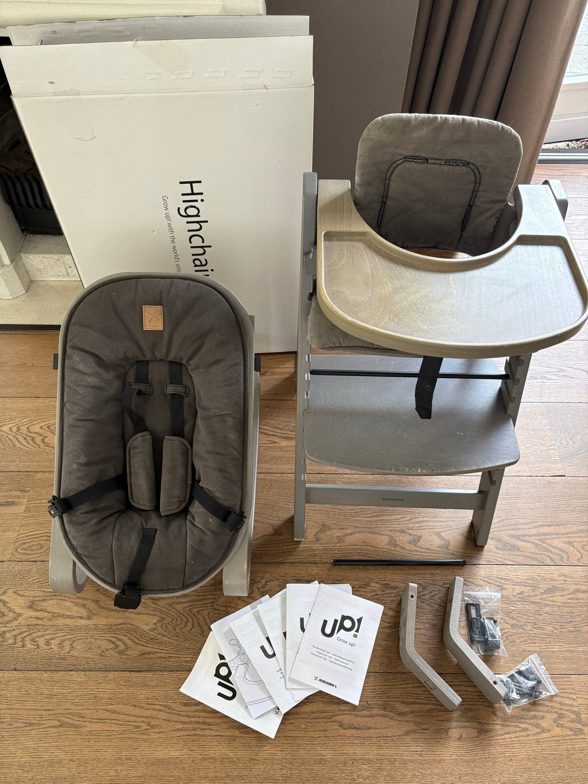Kidsmill Up! meegroeistoel met newborn set en accessoires, Ophalen, Gebruikt, Meegroeistoel, Gordel(s)