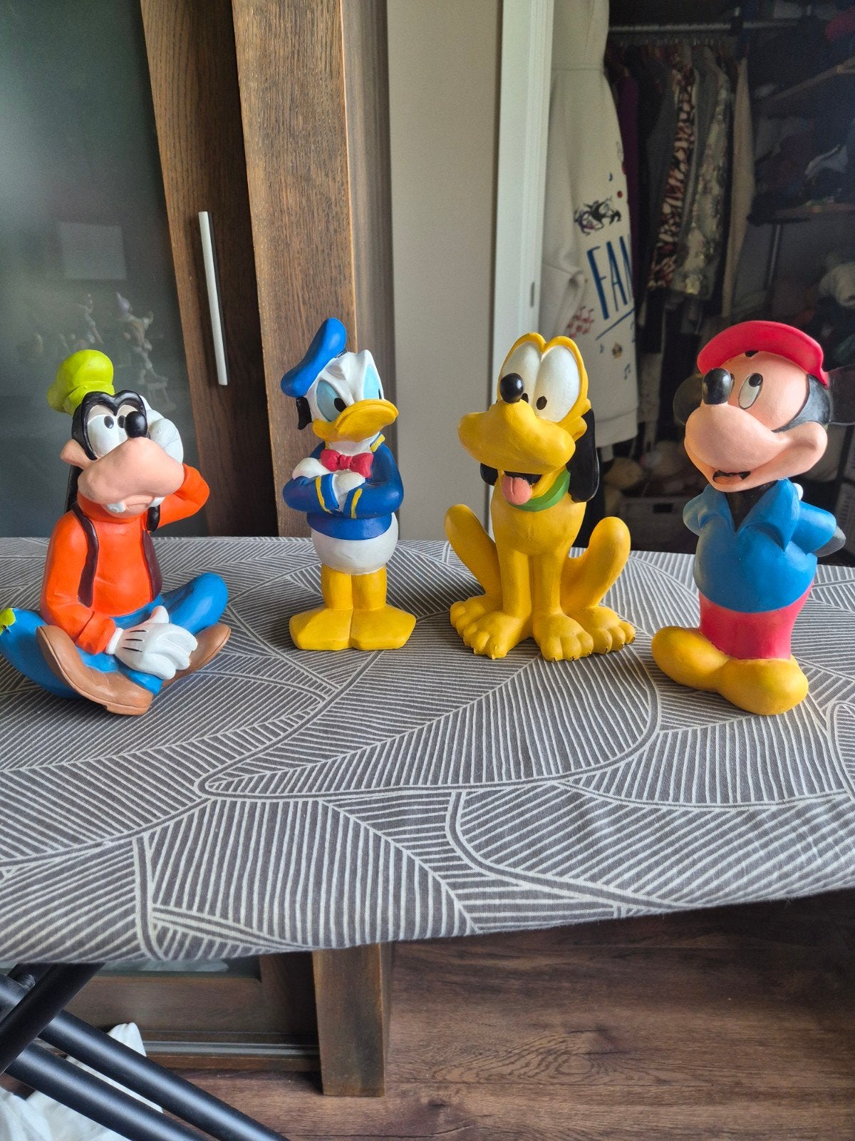Set van 4 Disney beeldjes: Goofy, Donald Duck, Pluto, Mickey, Verzamelen, Ophalen