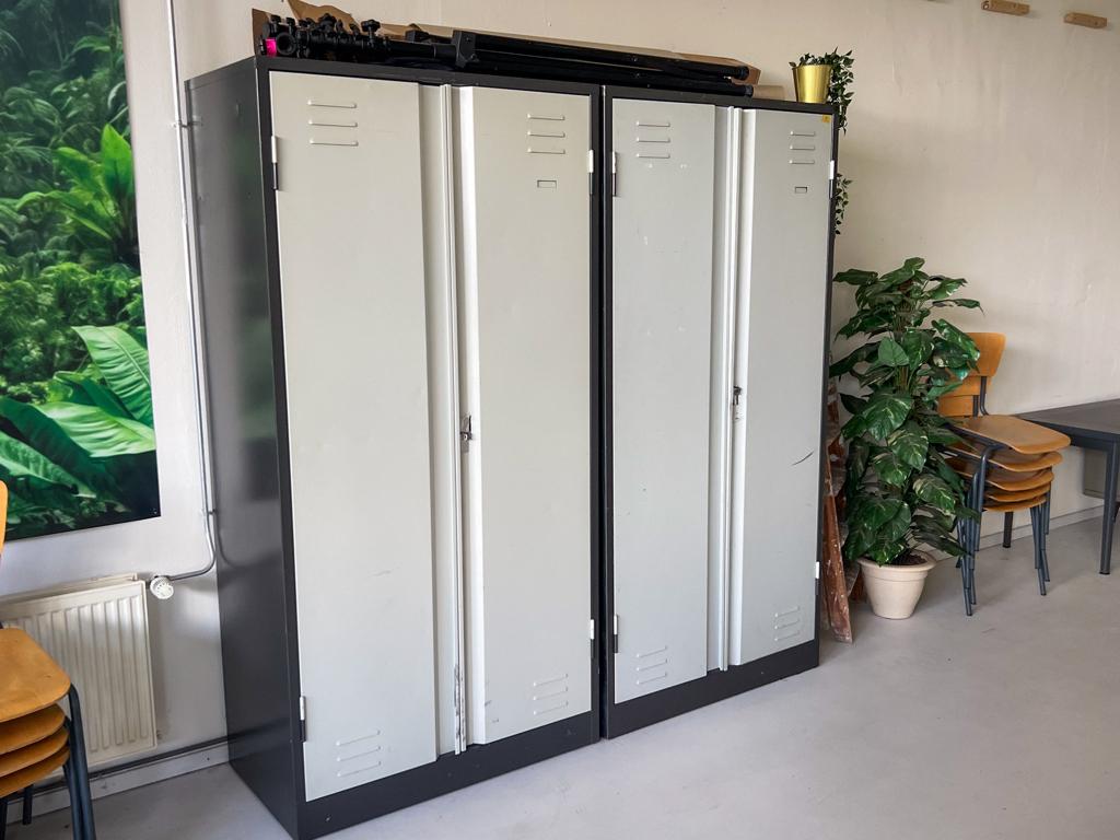 2x Militaire lockerkast, Ophalen, Gebruikt, Industrieel