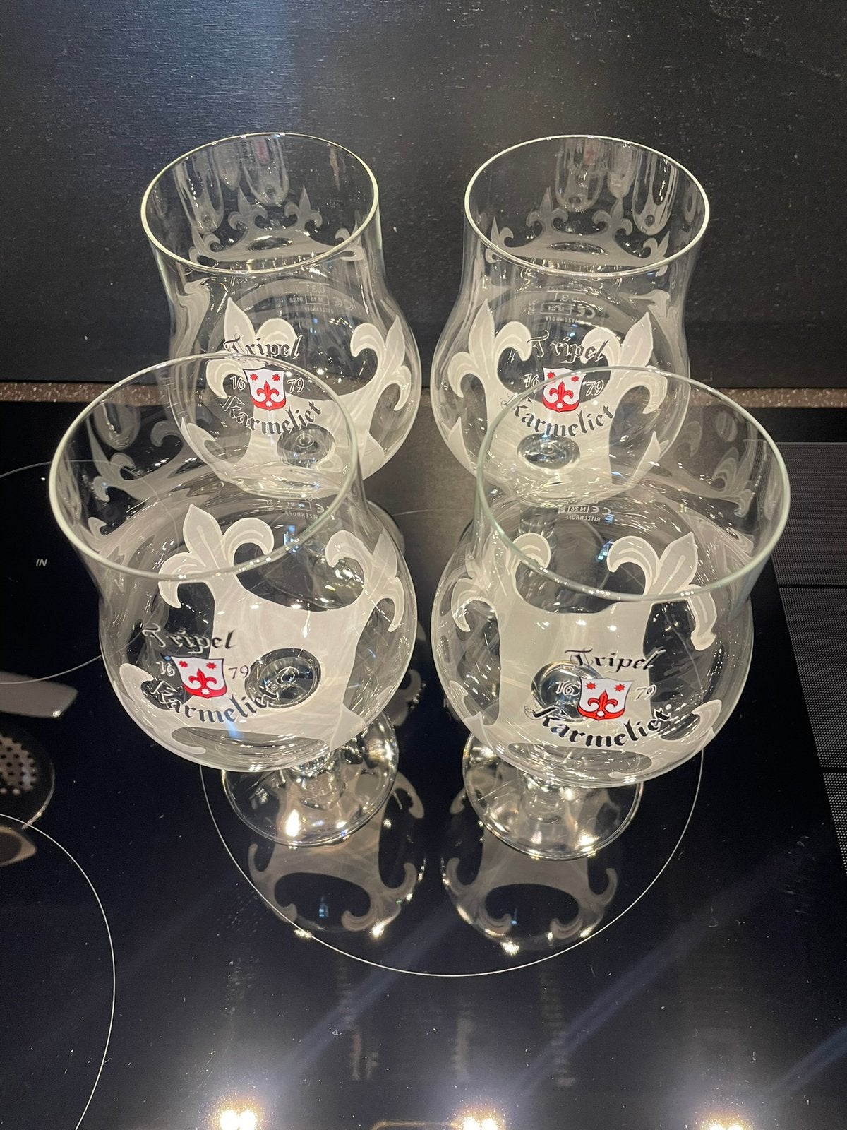 4 grote tripel karmeliet glazen - Nieuw!, Ophalen, Nieuw, Glas of Glazen, Overige merken