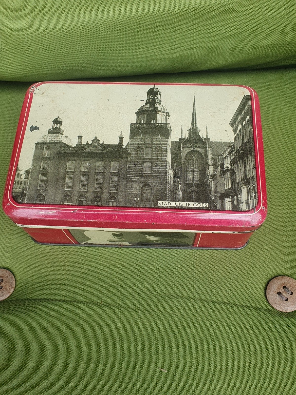 stadhuis Goes , grote kerk, haven , zuid Bevelandse klederdr, Ophalen, Gebruikt, Koek(jes)