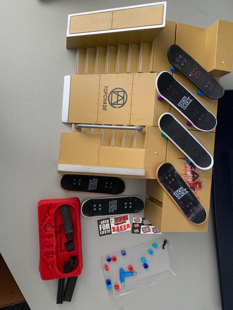 Vinger skateboardpark met vinger skateboards, Ophalen of Verzenden