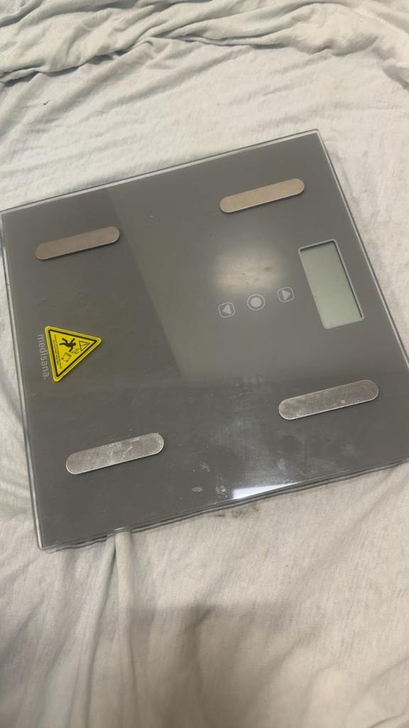 Medisana Personenweegschaal BS 454 - Digitale Analyse, 1 tot 500 gram, 100 kg of meer, Ophalen of Verzenden, Personenweegschaal