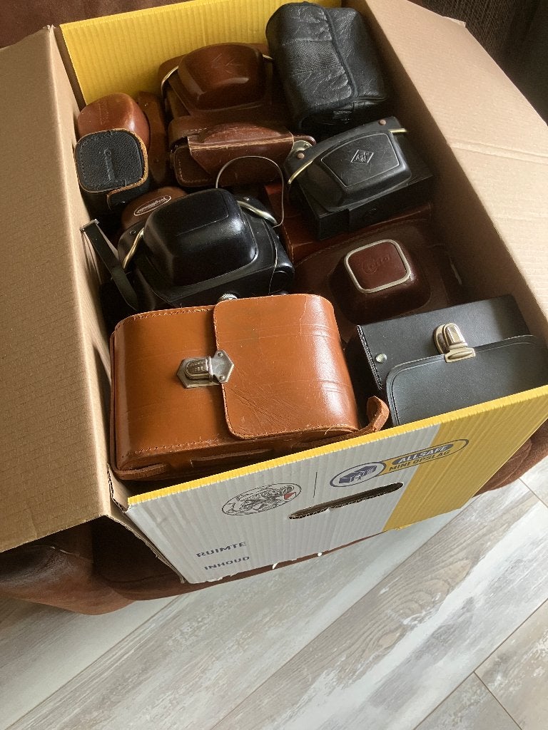 Partij van 30-40 vintage cameratassen, Audio, Tv en Foto, Ophalen, Gebruikt, Spiegelreflex, Overige Merken