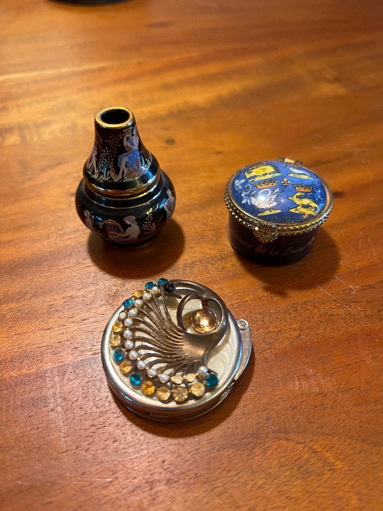 Vintage antiek lot boho parfumflesje pillendoosje tashanger, Ophalen of Verzenden