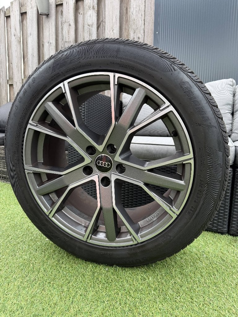 Originele Audi Style 4 velgen | Antraciet Gepolijst 19 inch, Gebruikt, Banden en Velgen, 235 mm, All Season