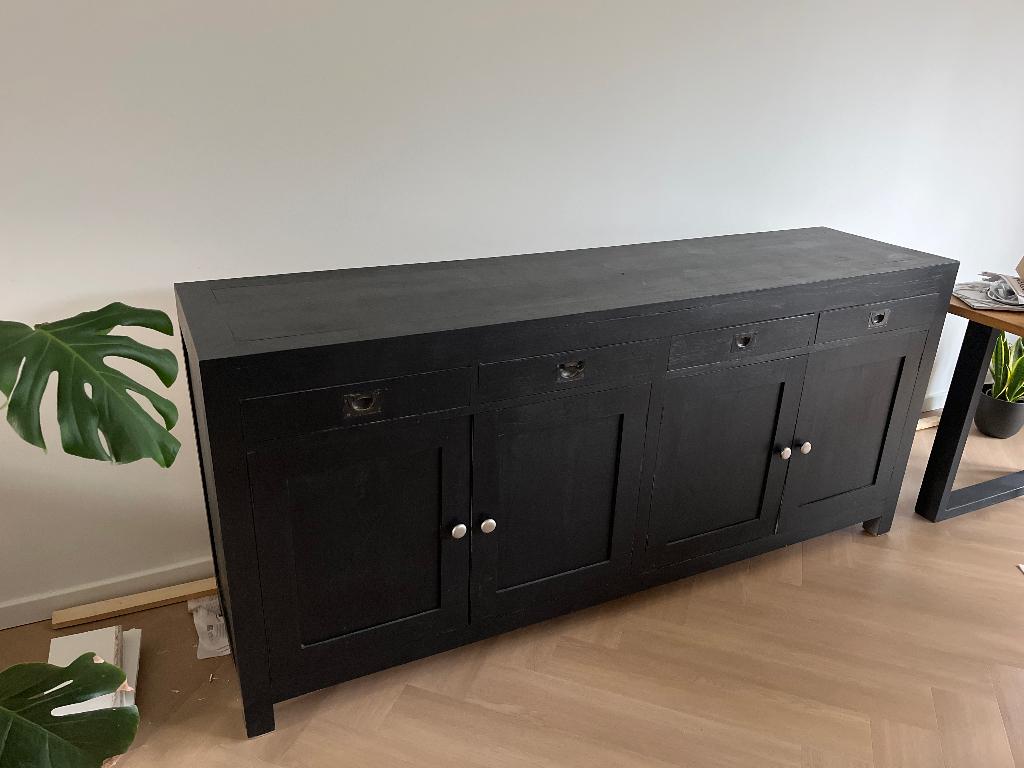 Houten dressoir zwart, Huis en Inrichting, Kasten | Dressoirs, Gebruikt, 150 tot 200 cm, 25 tot 50 cm, Met lade(s), Met deur(en)