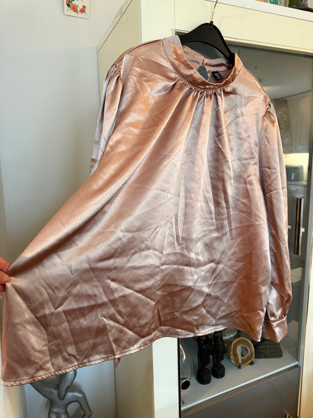 Shein Curve satijnen blouse 4XL/50, beige/roségoud, Kleding | Dames, Grote Maten, Ophalen of Verzenden, Zo goed als nieuw, Beige