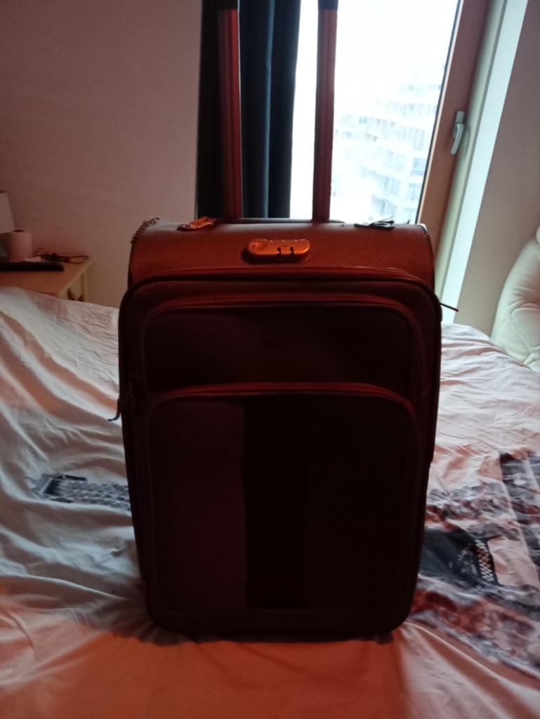 Handige reiskoffer 50x35x20, Sieraden, Tassen en Uiterlijk, Koffers, Ophalen of Verzenden