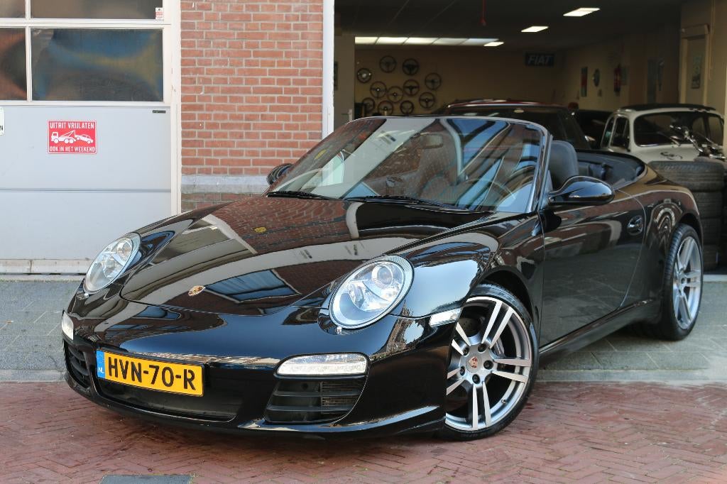 Porsche 911 (997.2) Cabriolet - Handgeschakeld/Nieuwe Banden, Auto's, Porsche, Euro 5, Achterwielaandrijving, Zwart, Cabriolet