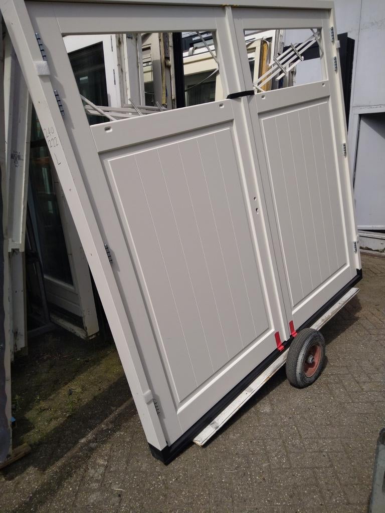 Hardhout kozijn met dubbele garage deuren, Nieuw, Ophalen of Verzenden, Buitendeur, Hout