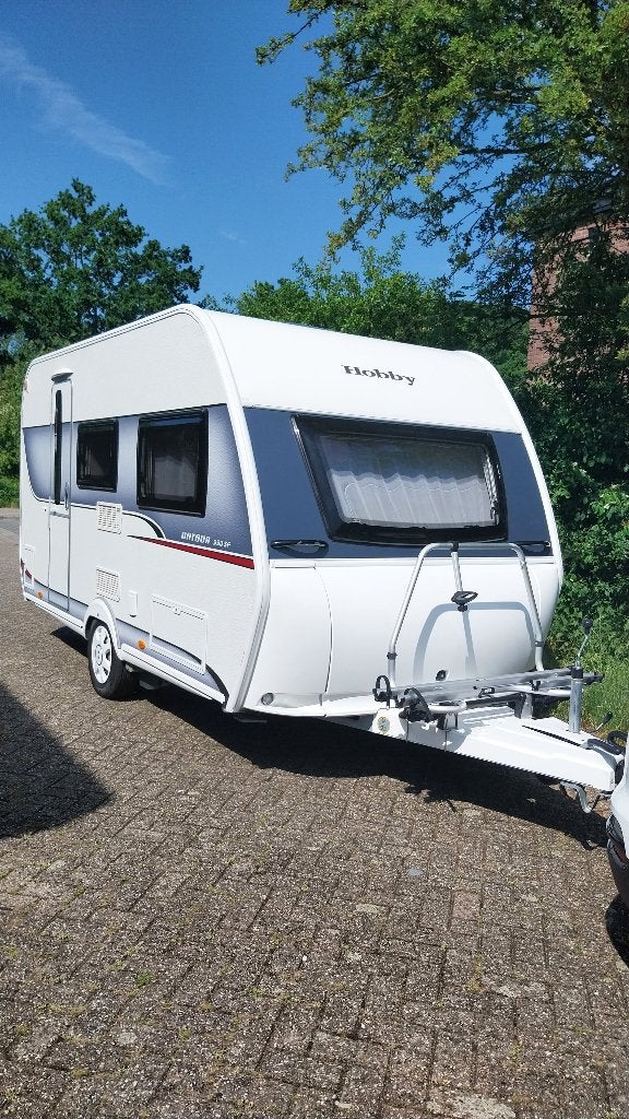 Caravan hobby on tour 390 sf 2016, Caravans en Kamperen, Caravans, Ringverwarming, Hobby, Treinzit, 750 - 1000 kg