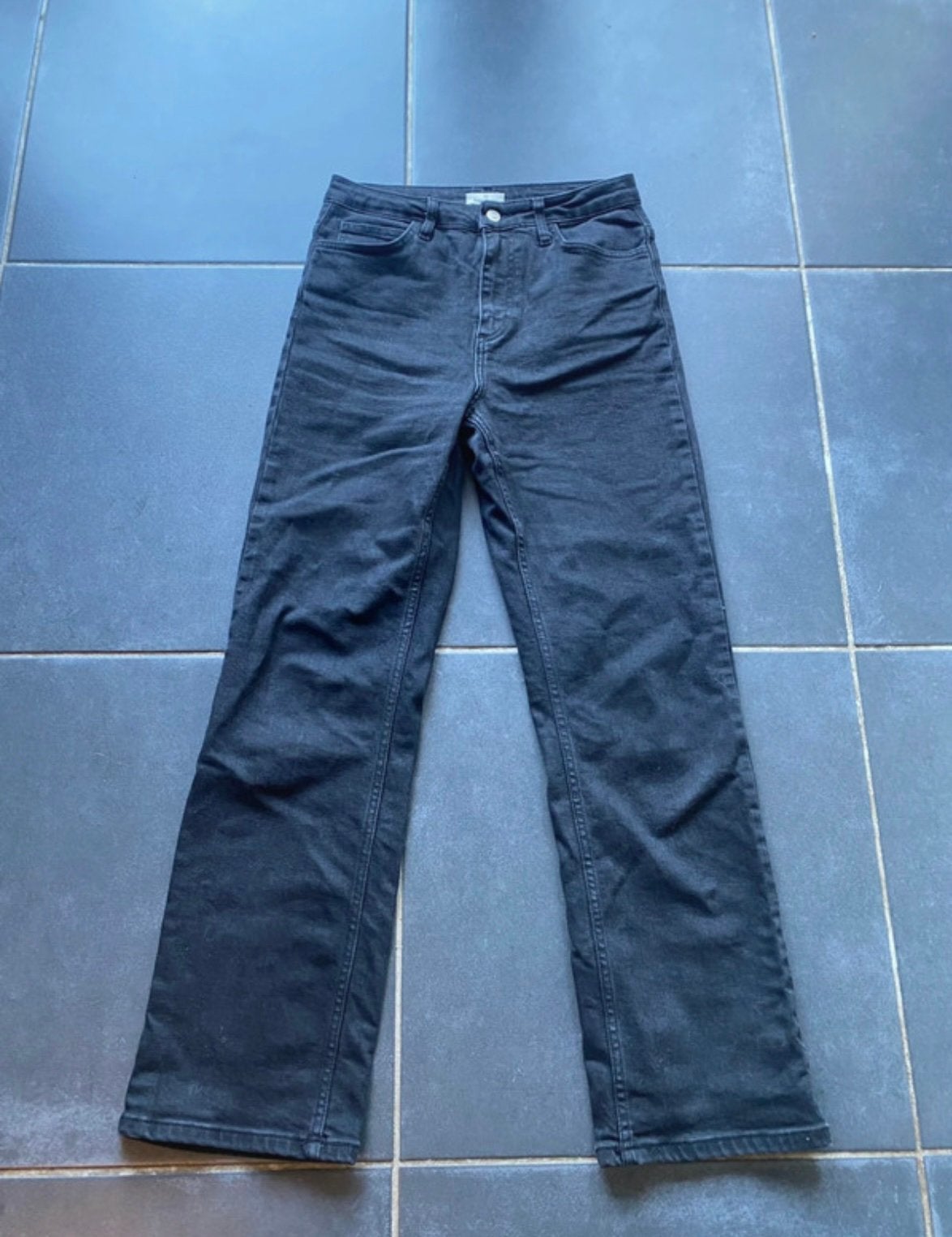 Basic Apparel jeans zwart - maat S, Ophalen of Verzenden, Zo goed als nieuw, Zwart, W28 - W29 (confectie 36)