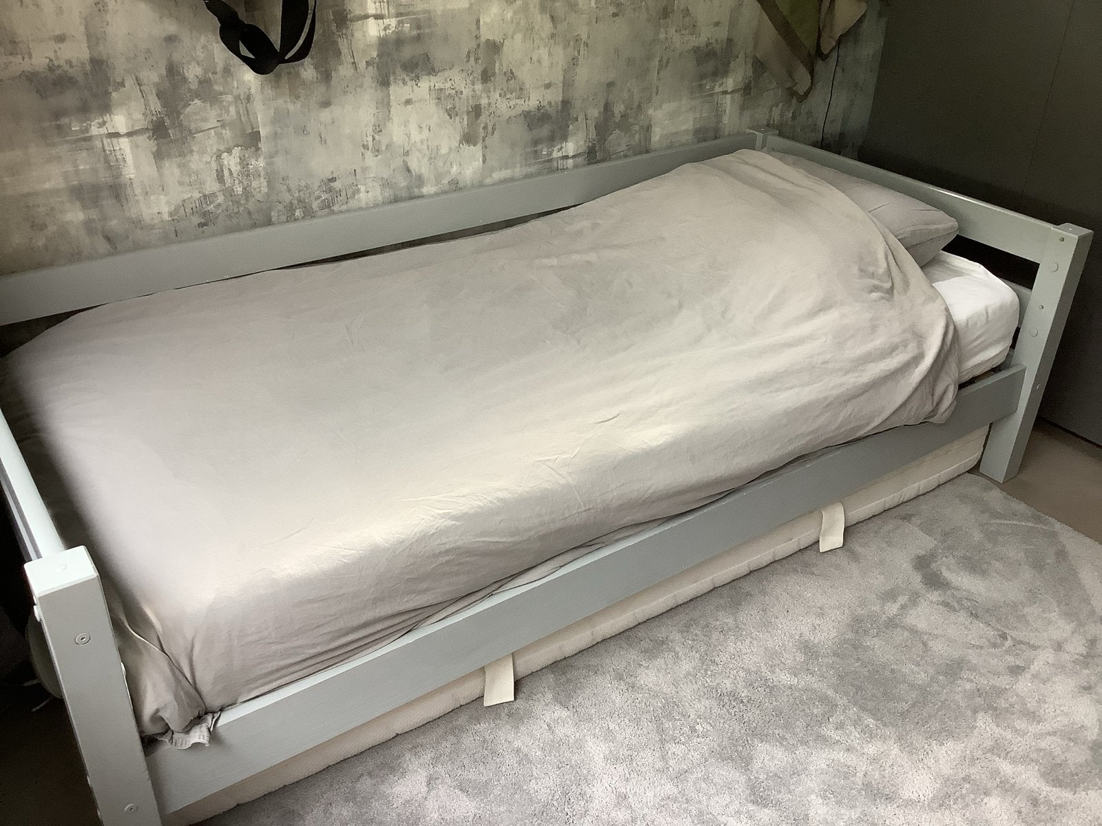 Eenpersoonsbed met lattenbodem en matras, Huis en Inrichting, Ophalen, Eenpersoons, 210 cm, 100 cm