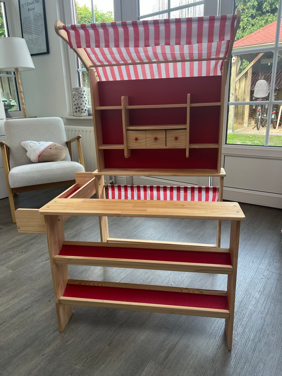 Houten Speelgoedkraam / Winkel met Luifel, Ophalen, Zo goed als nieuw, Knutselen