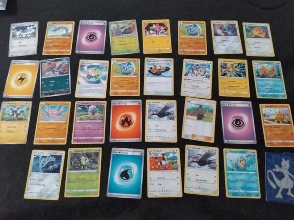 Partij 30 stuks pokemon kaarten

Prijs 15, Ophalen of Verzenden