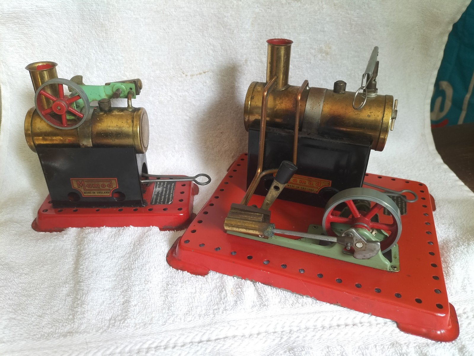 Twee mooie Mamod stoommachines .  Made in England, Ophalen of Verzenden
